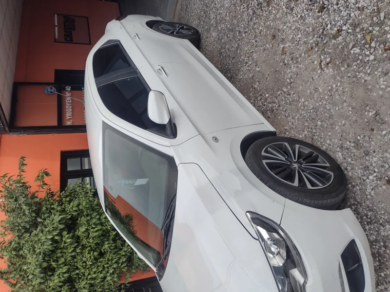 Peugeot 301 Allure+ nav.